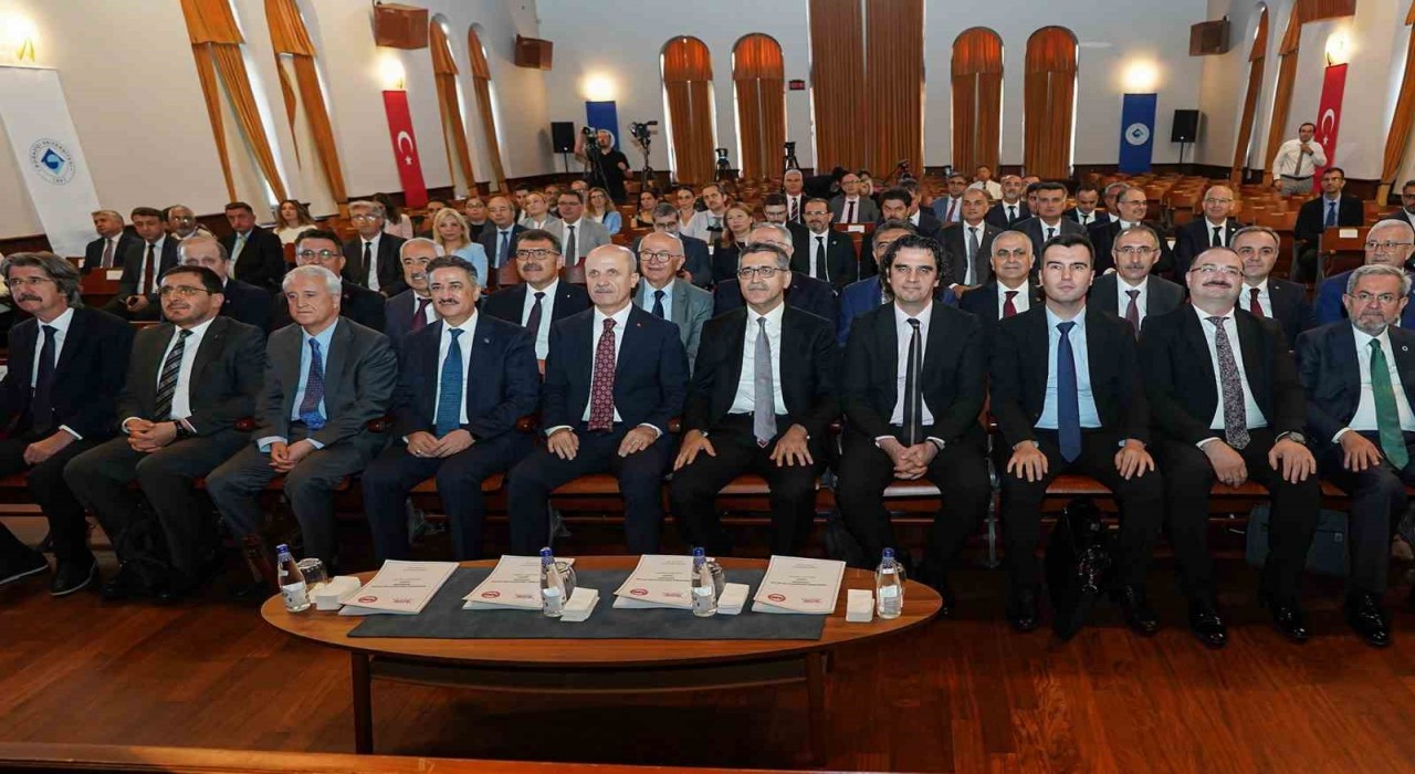 Rektör Hacımüftüoğlu: Üniversitelerimiz, YÖK Liderliğinde Stratejik Adımlar Atıyor