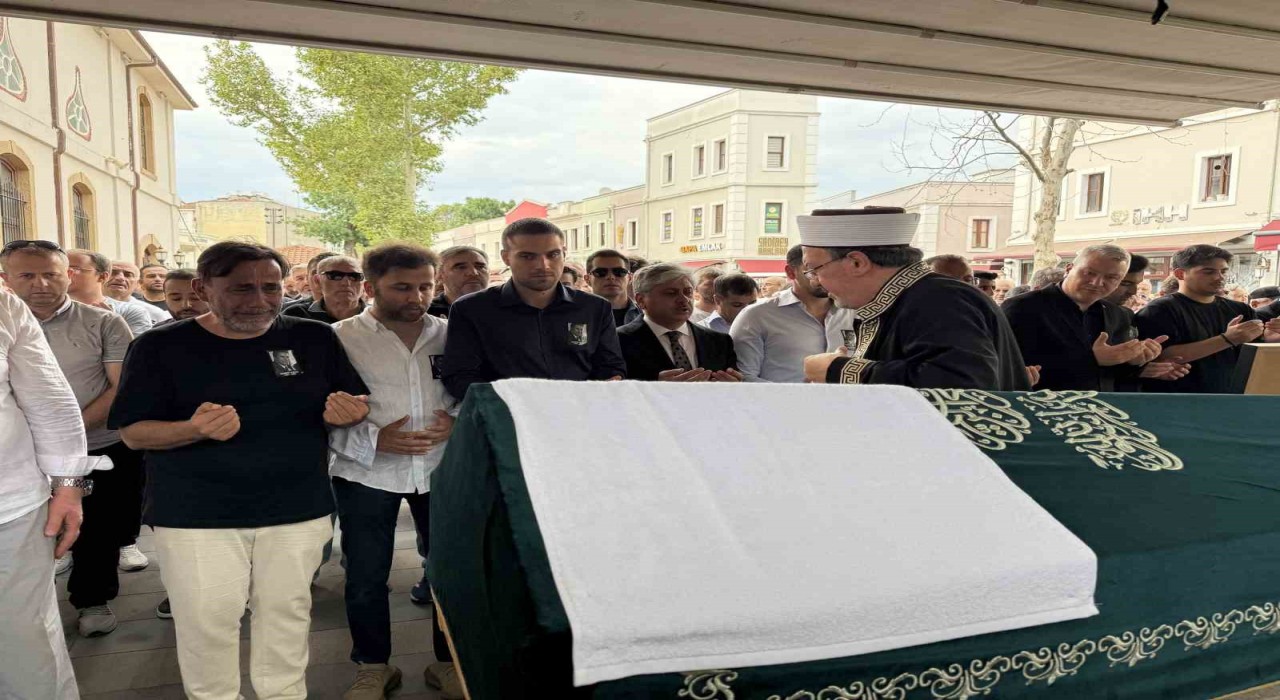 Sabri Ugan, memleketi Sakaryada toprağa verildi