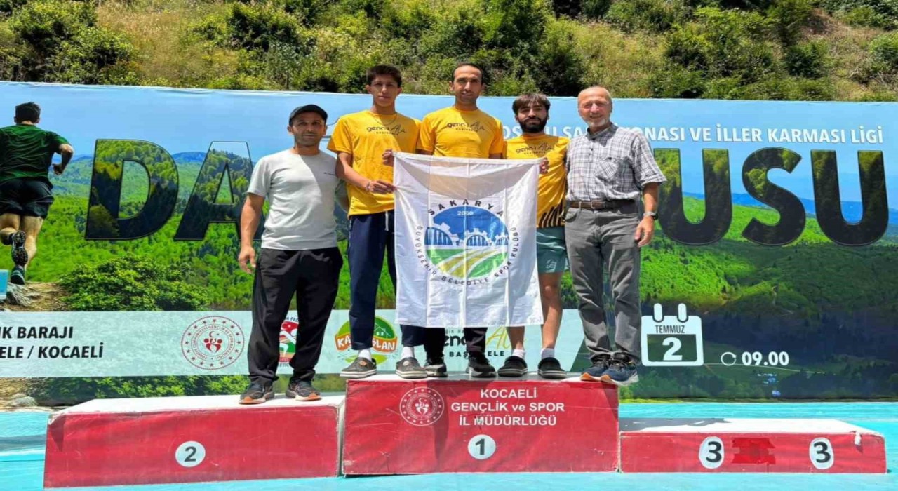 Sakarya ekibi Kocaeliden dereceyle döndü