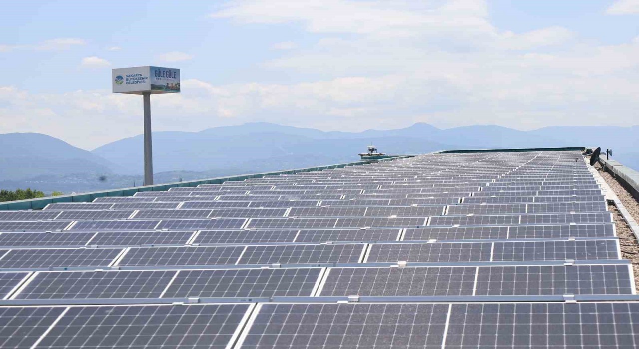 Sakaryanın ilk çatı GES projesinde tam kapasiteyle enerji üretimi başladı