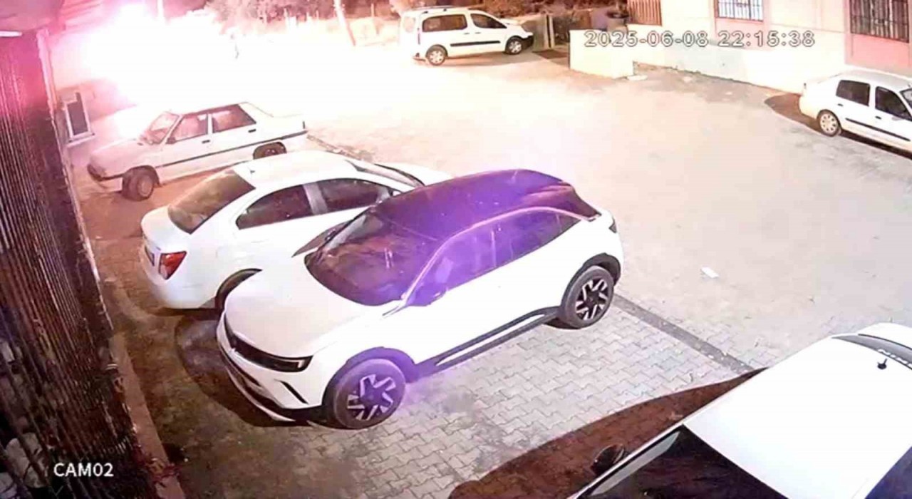 Şanlıurfada molotof kokteylli kundaklamalar kamerada