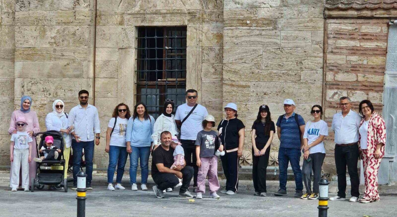 Sarıgöllü öğretmenler Bursanın tarihi dokusunu keşfetti