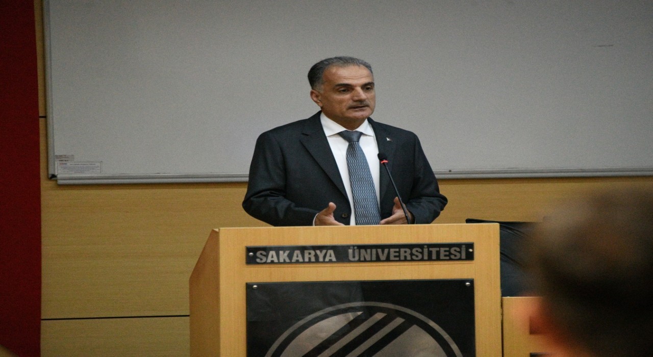 SAÜde 15 Temmuzun toplumsal ve politik boyutu tartışıldı