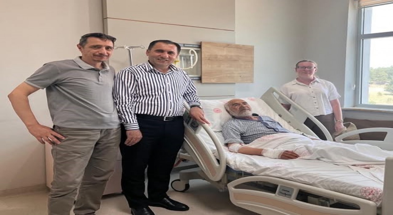 Şehit babasına geçmiş olsun ziyareti