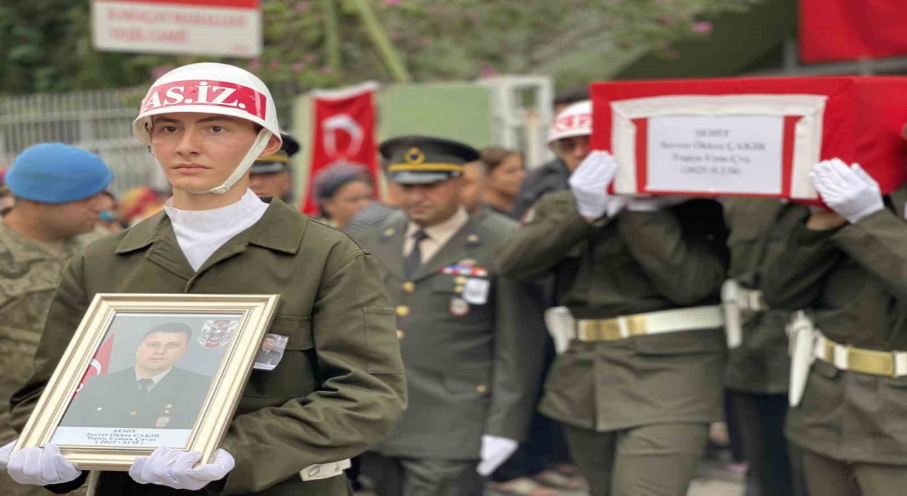 Şehit Uzman Çavuş Çakır, Osmaniyede son yolculuğuna uğurlandı
