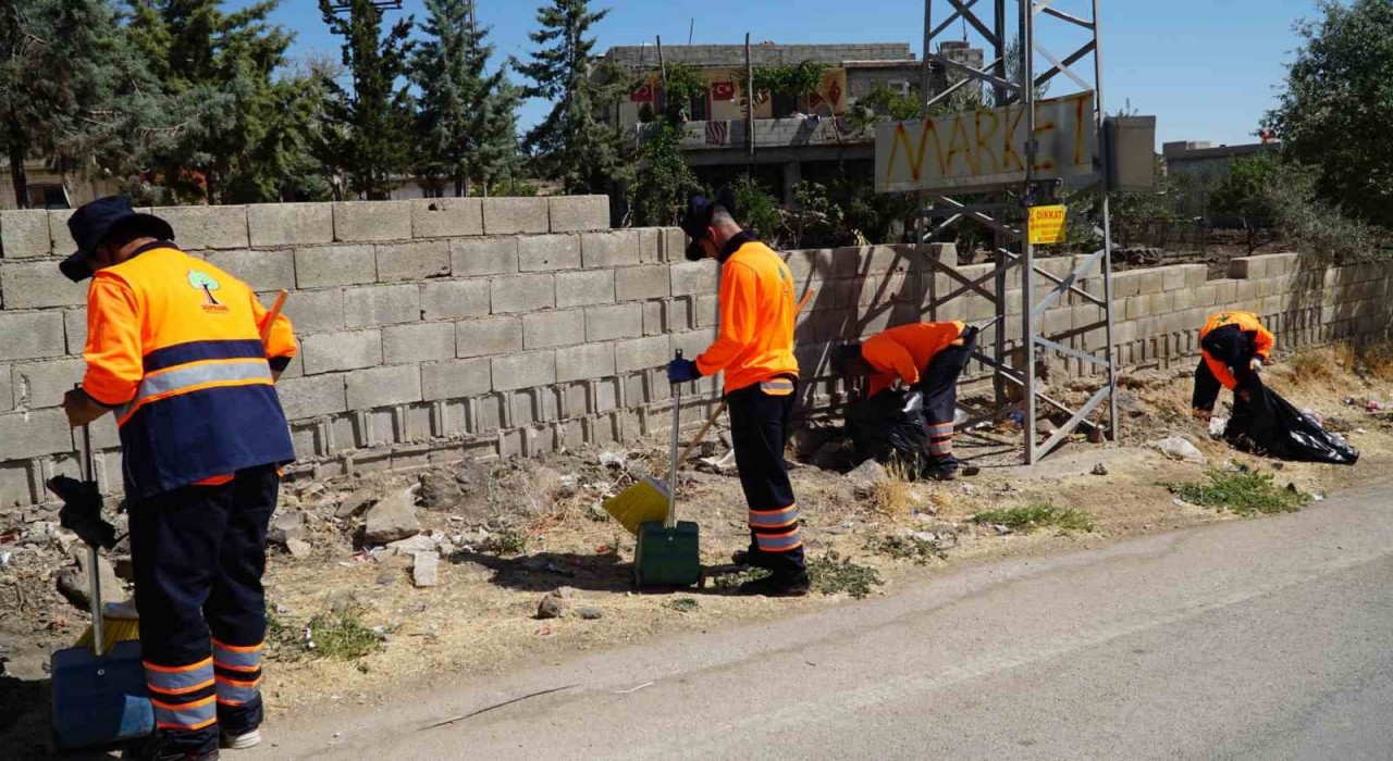 Şehitkamilin dört bir yanında temizlik seferberliği