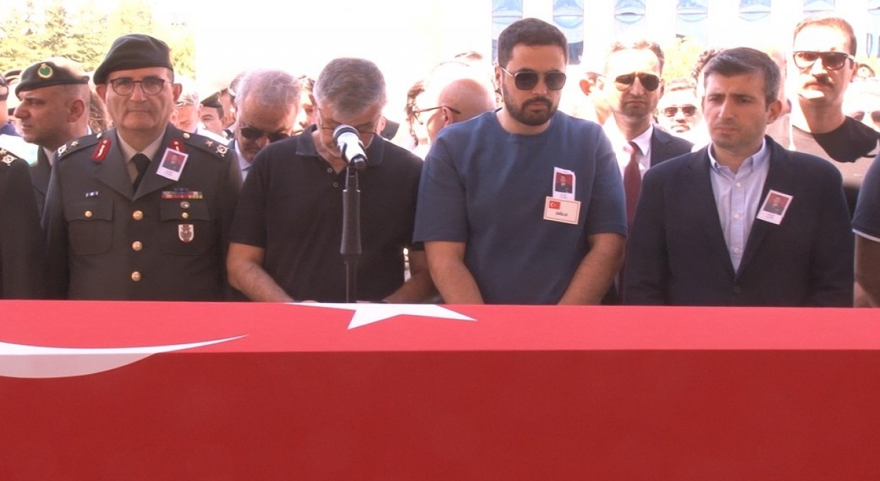 Selçuk Bayraktar, Baykarın eski İHA Sistem Koordinatörü Özeni son yolculuğuna uğurladı