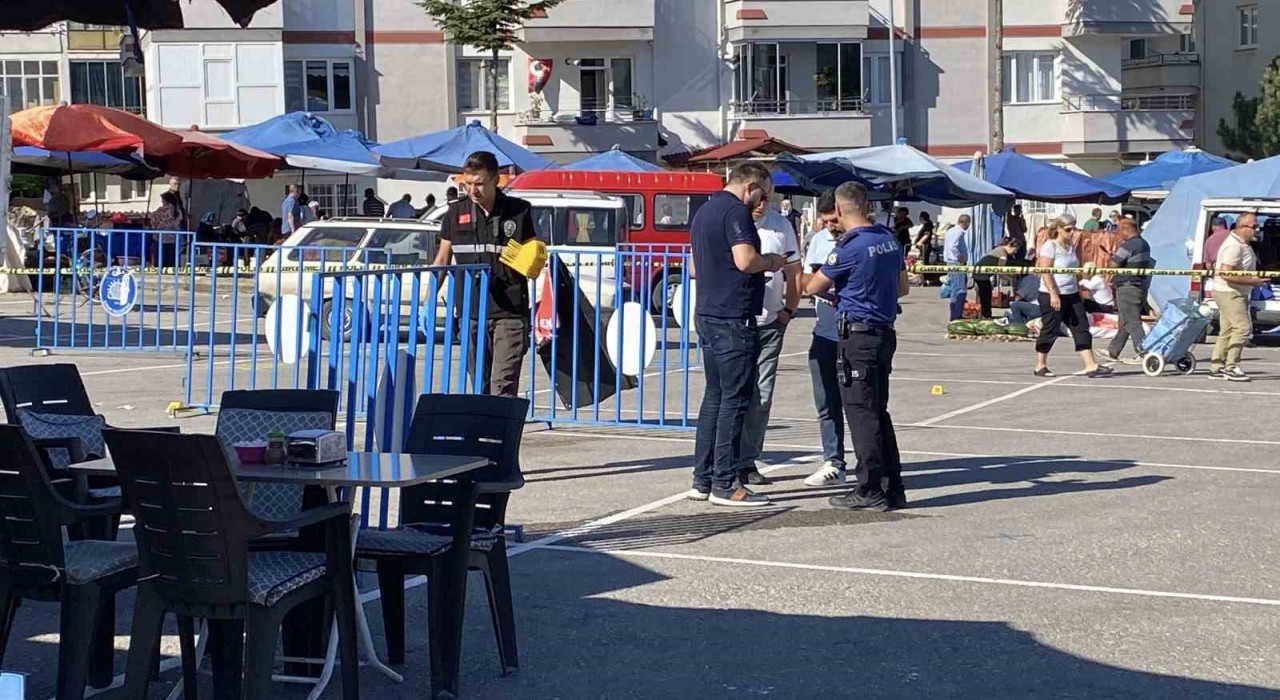 Semt pazarındaki yer anlaşmazlığı kavgasında yaralanan 8 kişiden 1i öldü