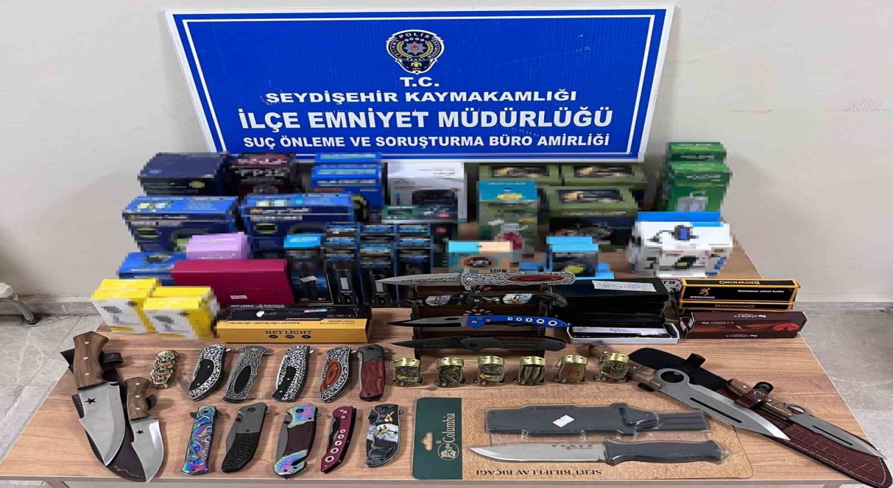 Seydişehirde 26 adet kesici delici alet ele geçirildi
