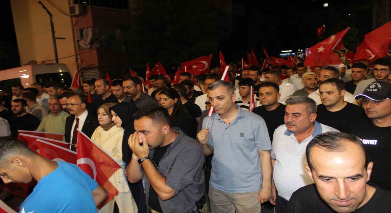 Siirtte 15 Temmuz kortej yürüyüşü ve anma programı düzenlendi