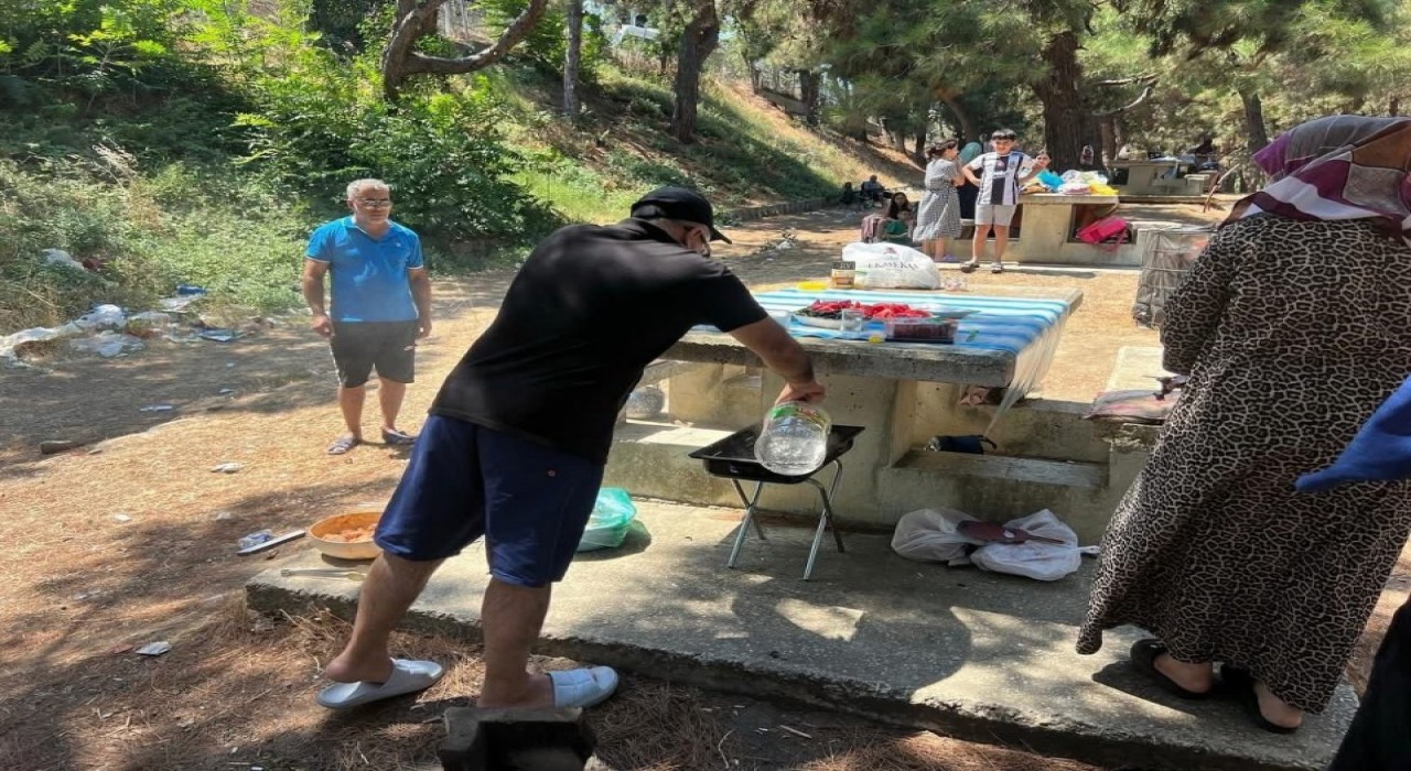 Silivride izinsiz çadır ve mangal kullanımına müdahale edildi