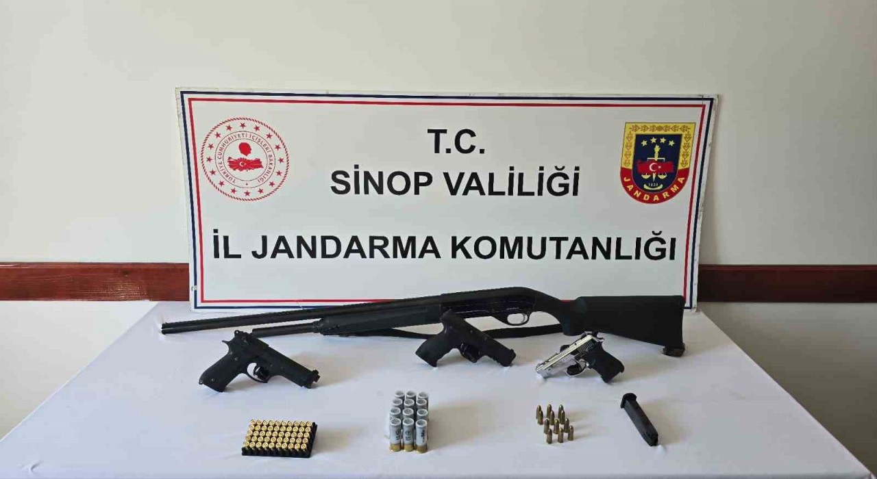 Sinopta düğünde havaya ateş eden 2 kişi yakalandı