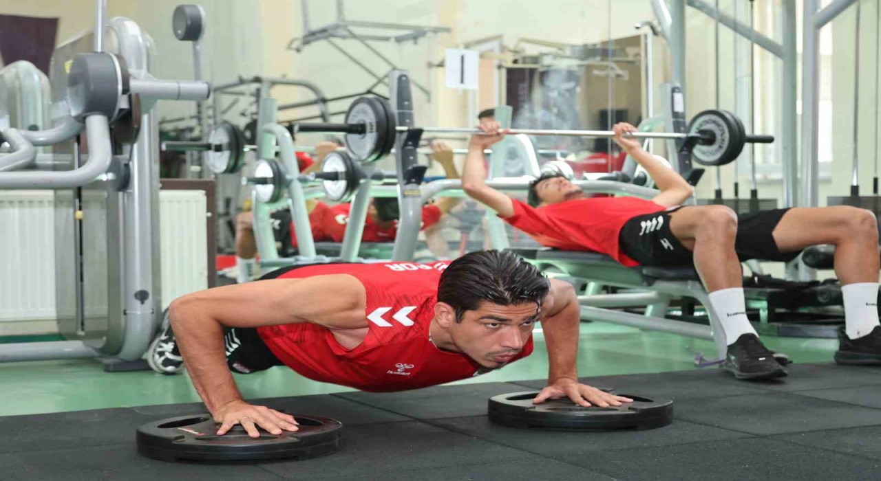 Sivassporda yeni sezon hazırlıkları sürüyor