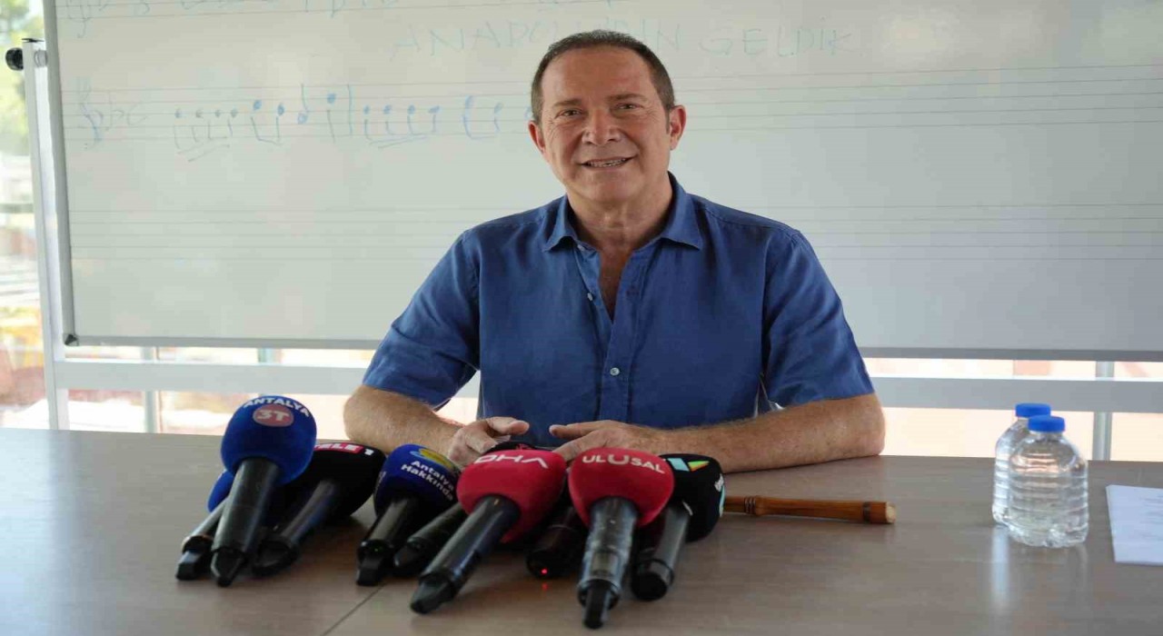 Sümer Ezgüden müzikte kültürel seferberlik çağrısı