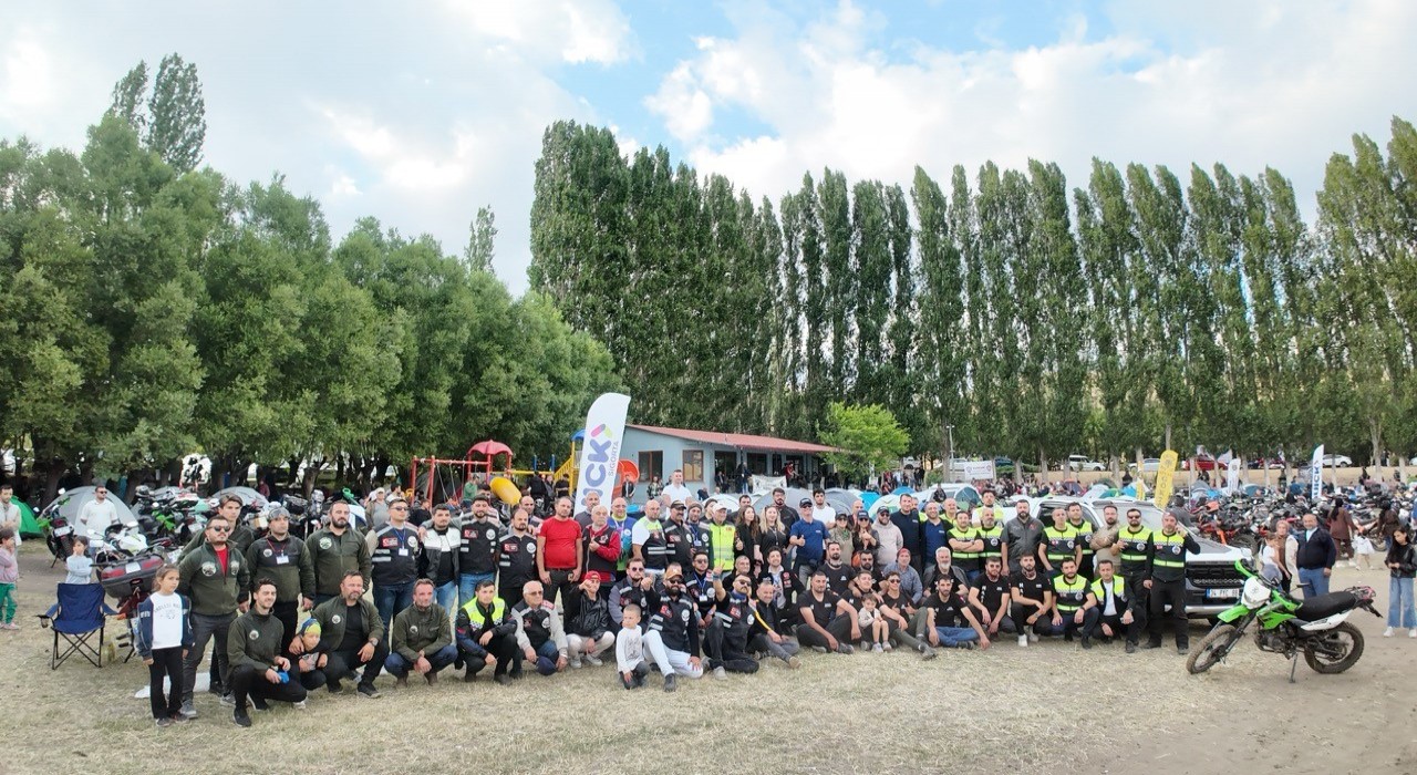 Suşehrinde ilk motosiklet festivali büyük coşkuyla gerçekleşti