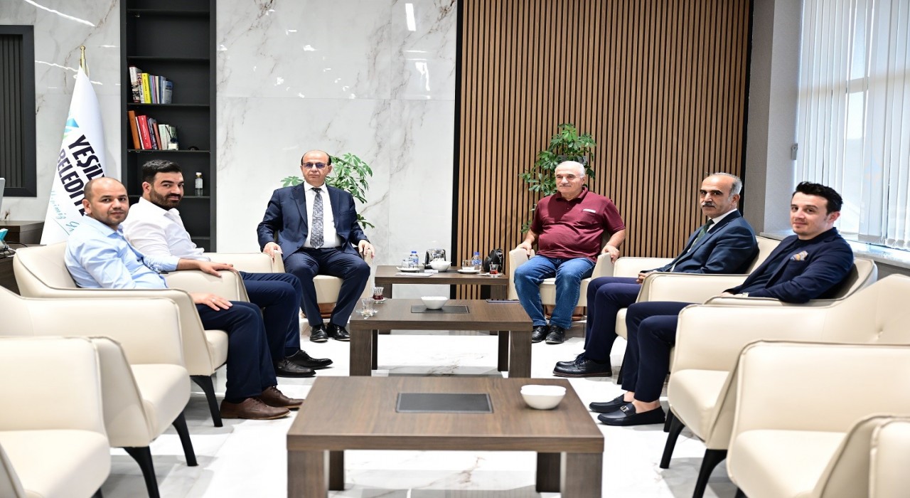 Tarihe Işık Tutan Kitap Yeşilyurt Belediyesinden