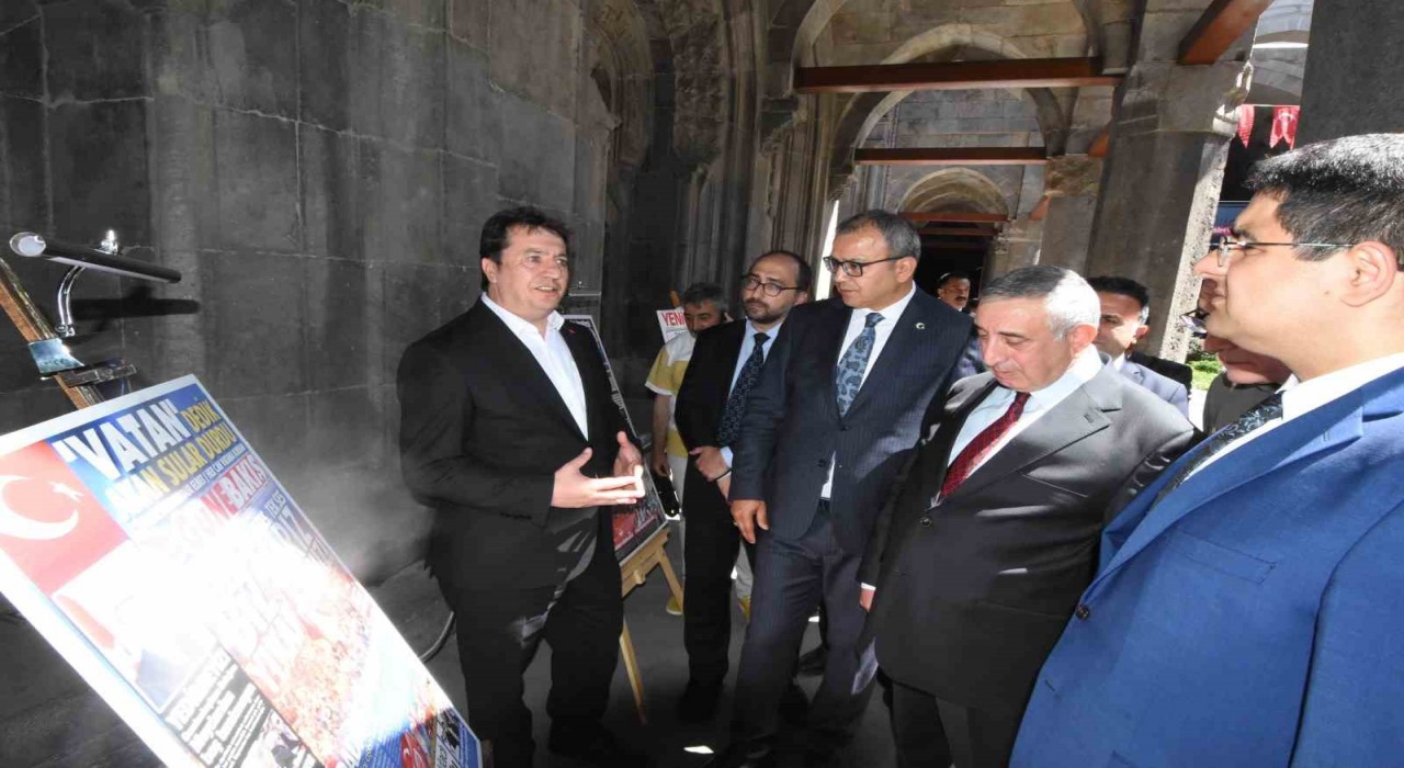 Tarihe tanık fotoğraflar sergide