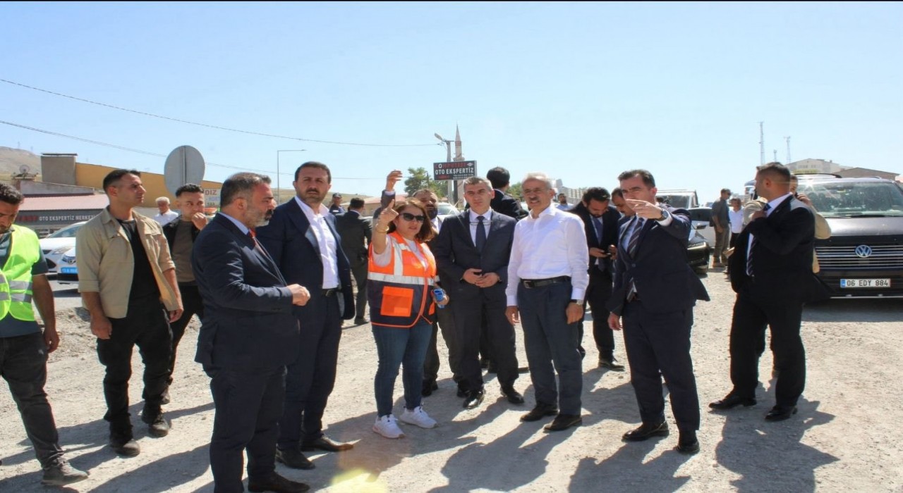 Tatvan Karşıyaka Kavşağında inceleme