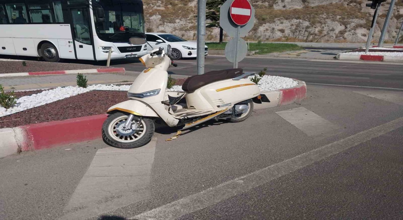 Tavşanlıda trafik kazası, 2 yaralı