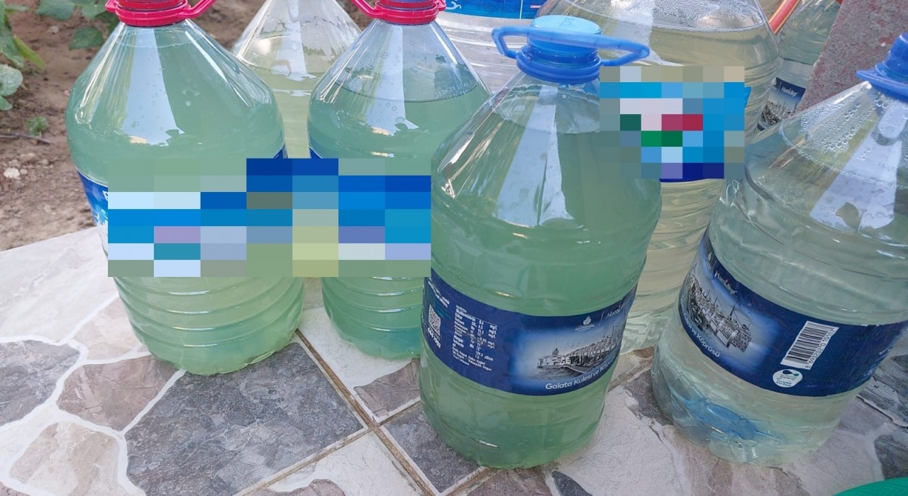 Tekirdağda musluklardan yeşil su aktı, mahalleli isyan etti