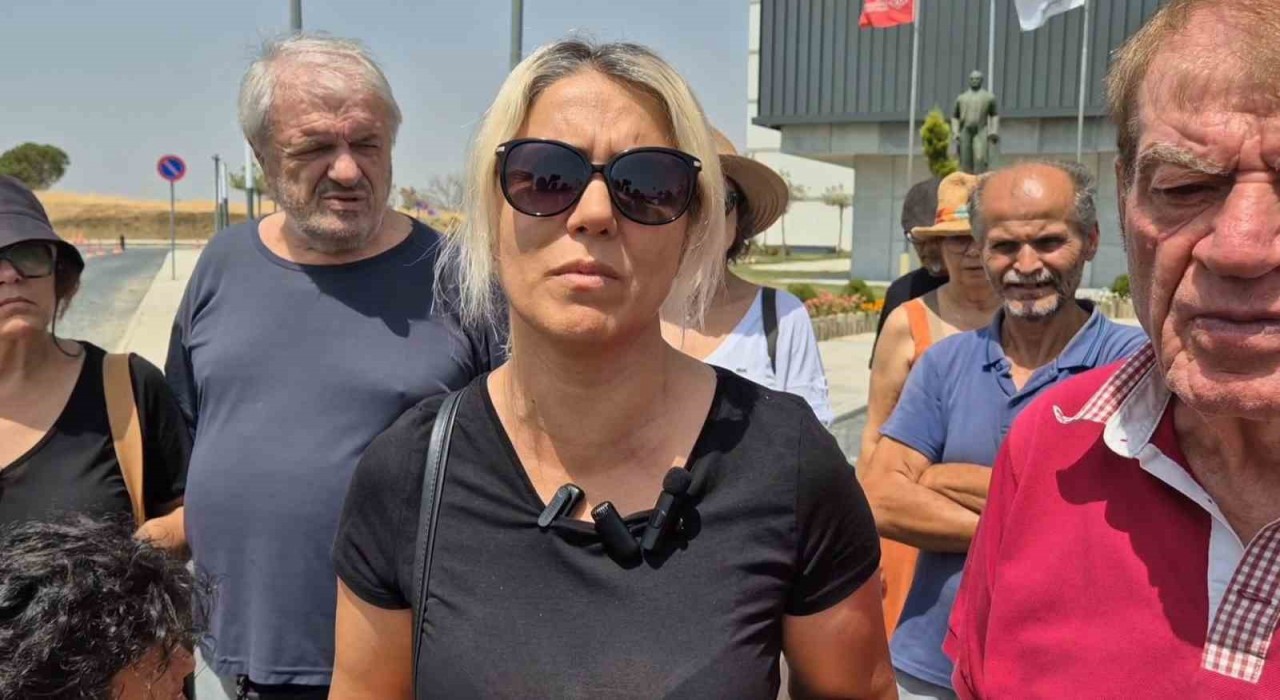 Tekirdağda su isyanı: Belediye önünde çözüm istediler