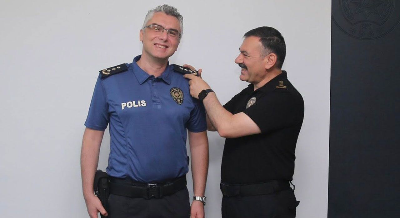 Terfi Eden Polislere Rütbelerini Müdür Sarıbuva Taktı