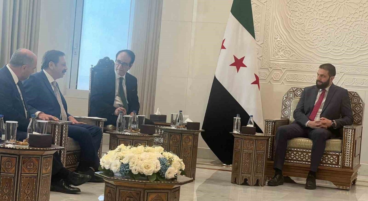 TOBB Başkanı Hisarcıklıoğlu, Suriye Cumhurbaşkanı Şara ile Şamda bir araya geldi