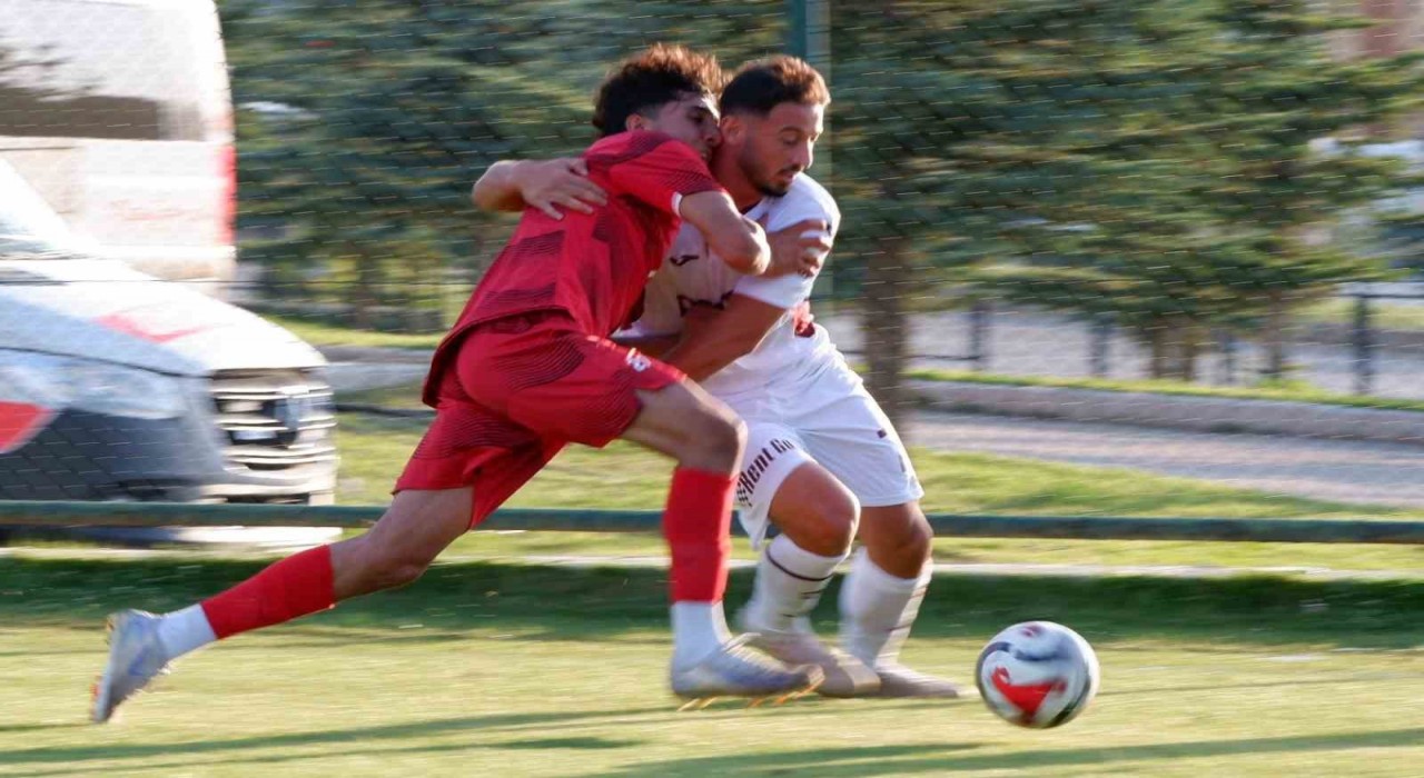 Trabzonspor üçüncü hazırlık maçında berabere kaldı
