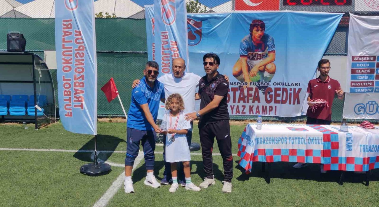 Trabzonsporun genç yetenekleri kampı tamamladı