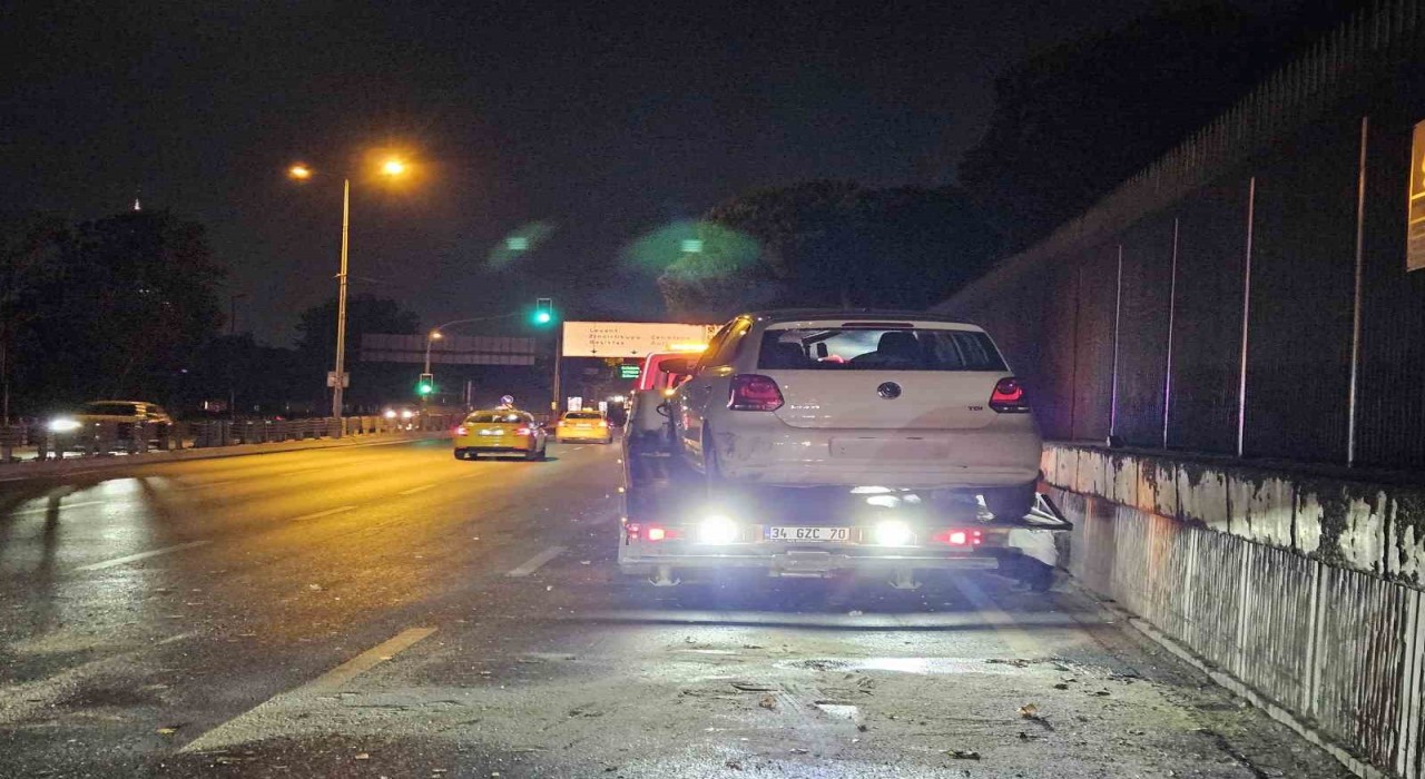Trafikte makas atarak ilerledi, zincirleme kazaya sebep oldu: 1i ağır 2 yaralı