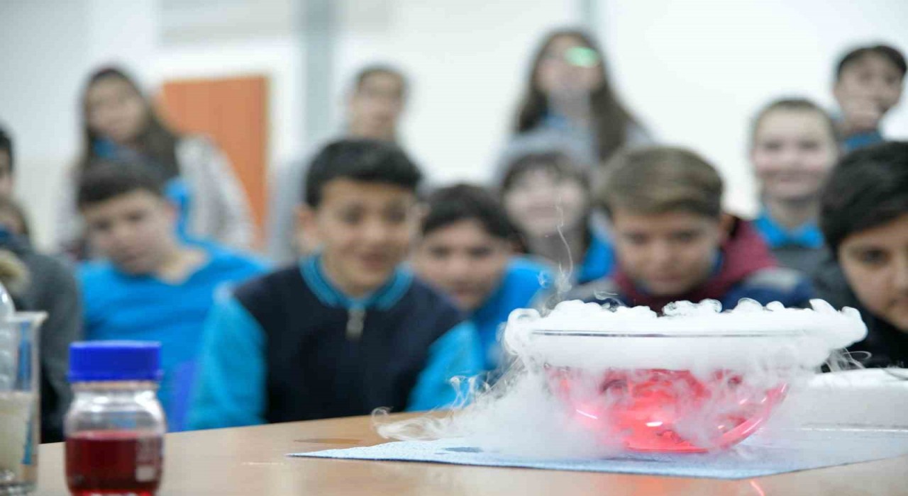 Tüpraştan yaz tatili için fen deneyleri önerileri