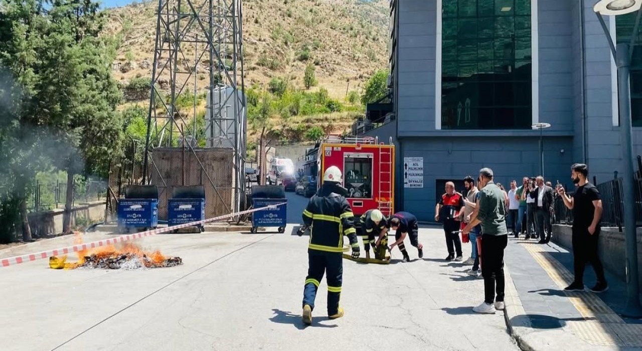 Uludere Devlet Hastanesinde kırmızı kod tatbikatı