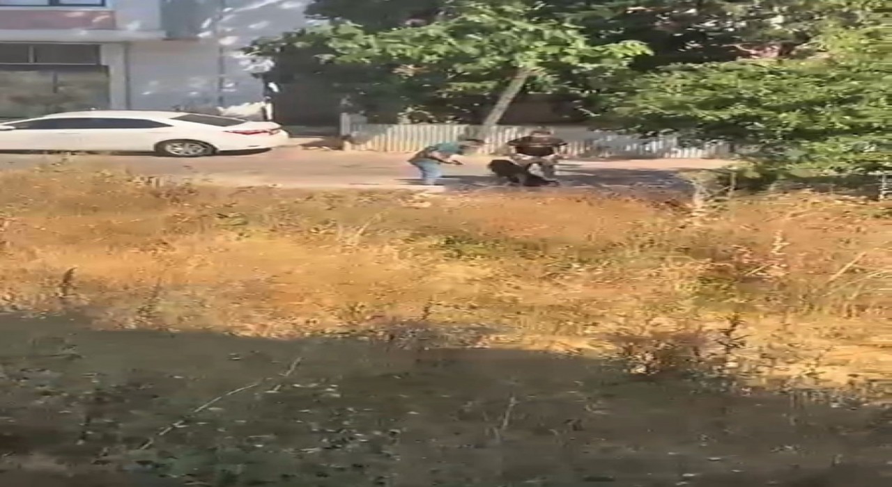 Ümraniyede eski sevgilisinin başına silah dayayıp darp etti