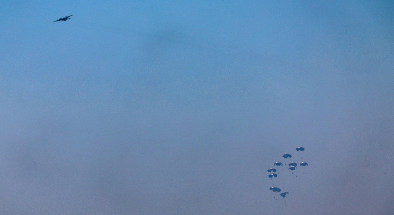 Ürdün ve BAEden Gazze Şeridine havadan yardım