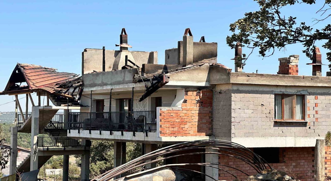 Uşaktaki orman yangını kısmen kontrol altında