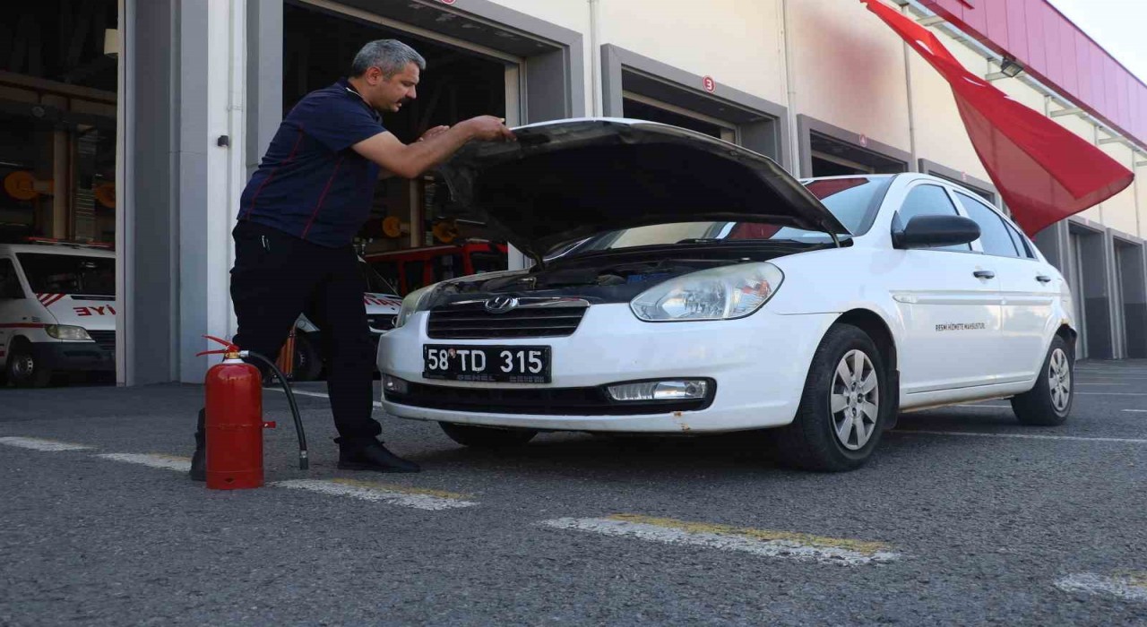 Uzmanından araç yangını uyarısı: Elektrikli araçlara müdahale farklı