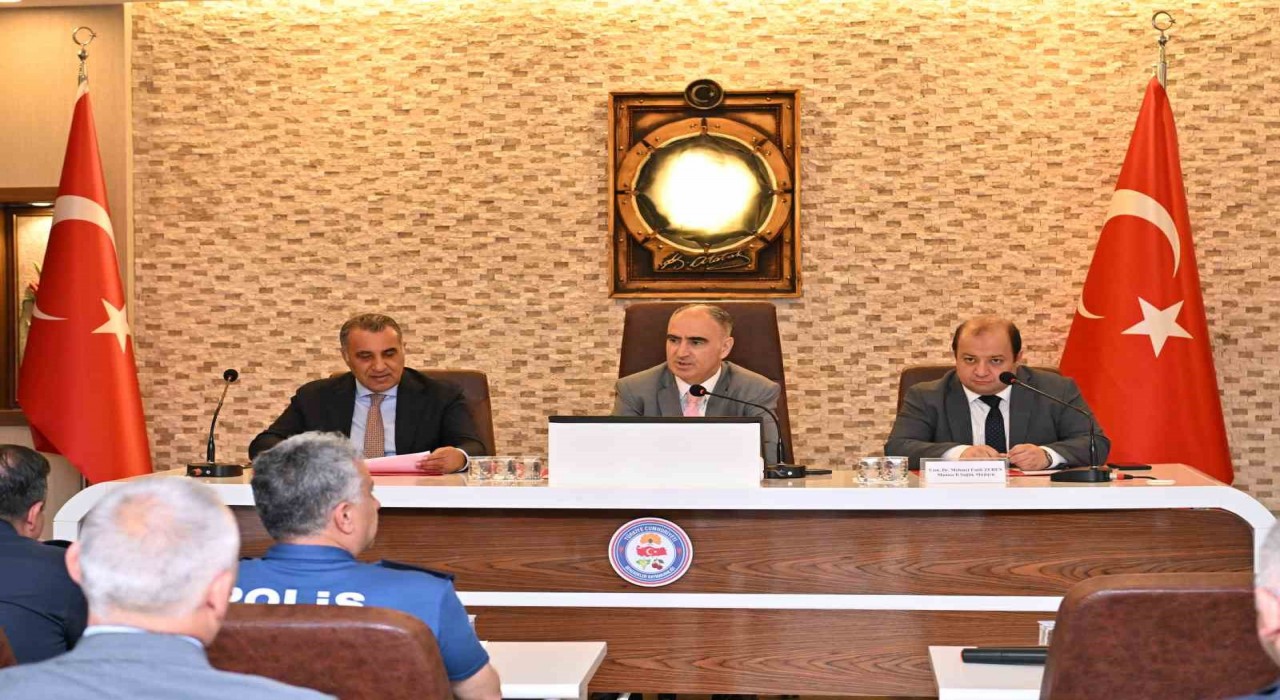 Vali Özkan: Gelecek nesillerimizin korunması en önemli hedefimizdir