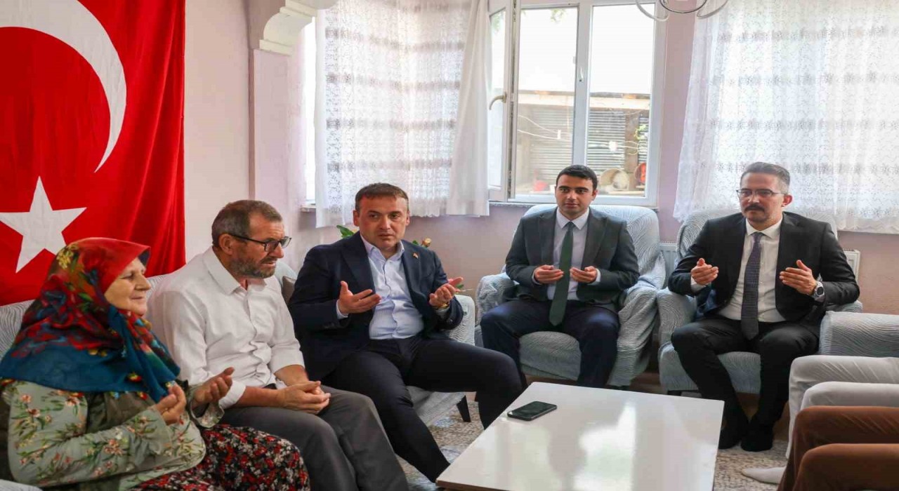 Vali Sözer şehit Osman Erin ailesini ziyaret etti