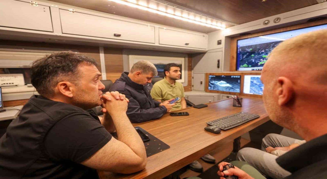 Vali Sözer, yangındaki durumu değerlendirdi