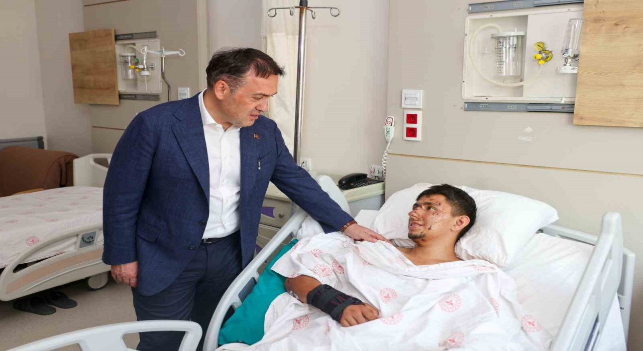 Vali Sözerden hastaneye moral ziyareti