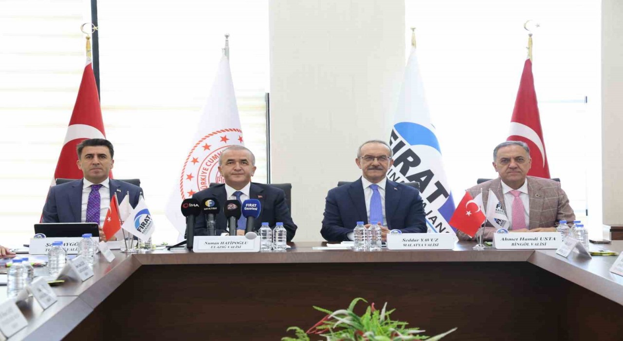 Valiler Elazığda buluştu, bölgeye 28 milyon TLlik destek planı açıklandı