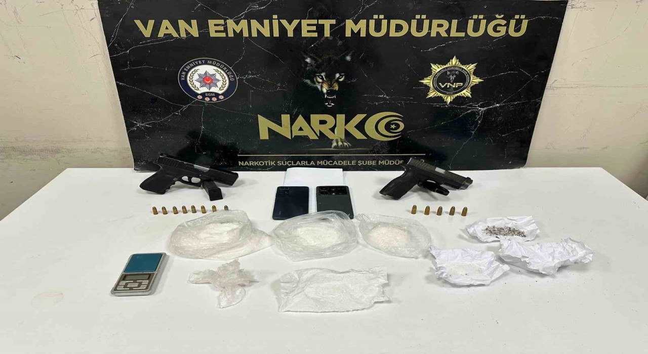 Vanda ‘torbacı operasyonu: 42 şahsa işlem yapıldı