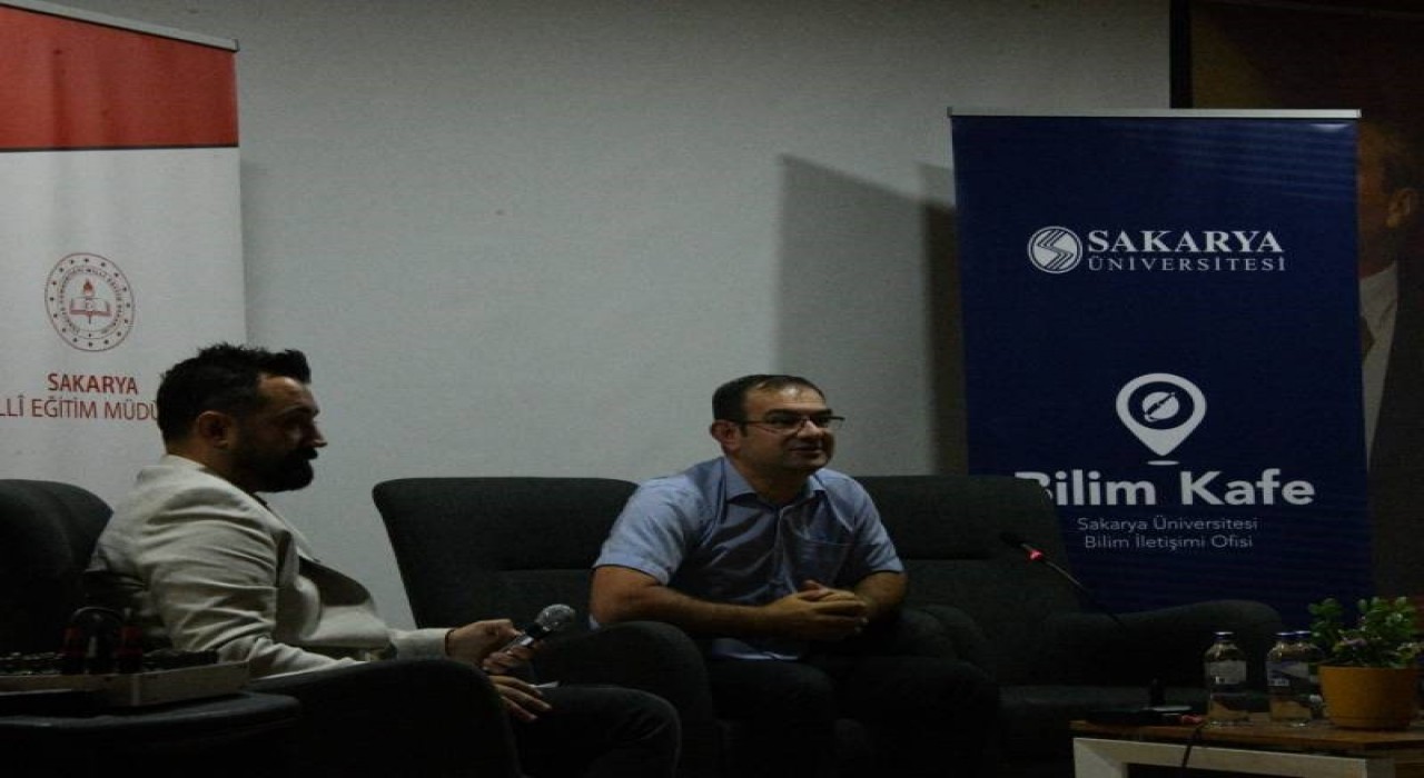 Yapay zekanın eğitimcilerin yerini alma ihtimali SAÜde konuşuldu