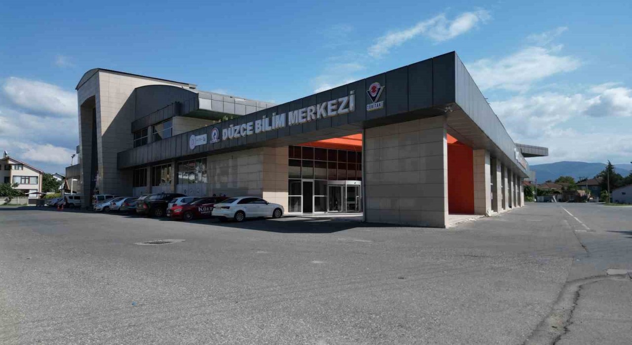 Yaz Akademisi Düzce Bilim Merkezinde başlıyor
