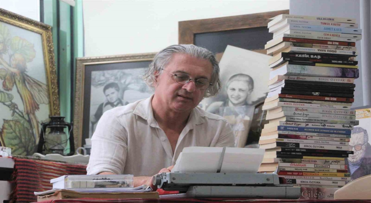 Yazar Birol Öztürkün yayımlanan kitap sayısı 41e ulaştı