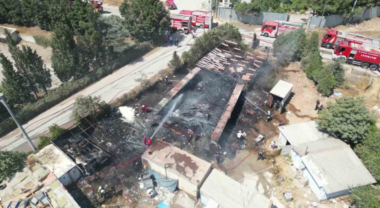 Yediemin otoparkında yangın