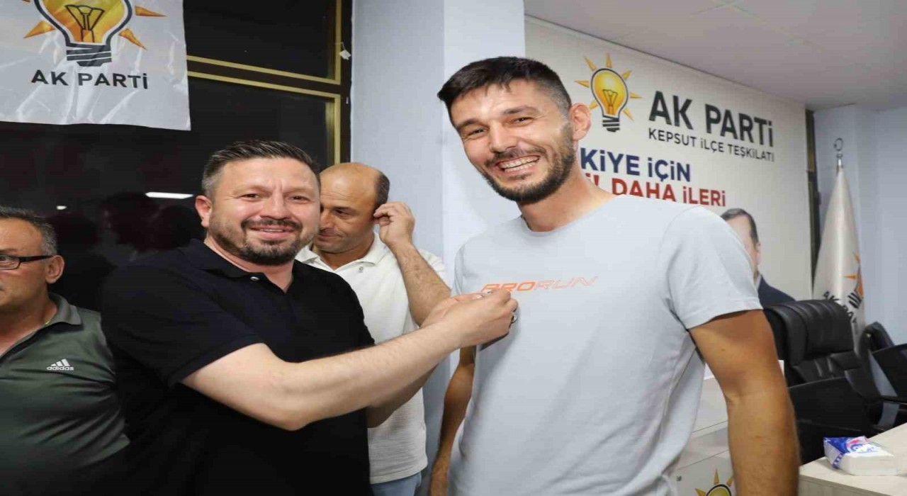 Yeniden Refah Partisinden 61 isim AK Partiye katıldı