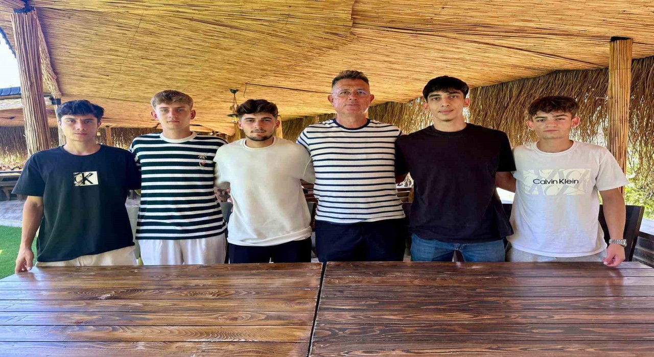 Yıldızspordan iç transferde beş imza birden