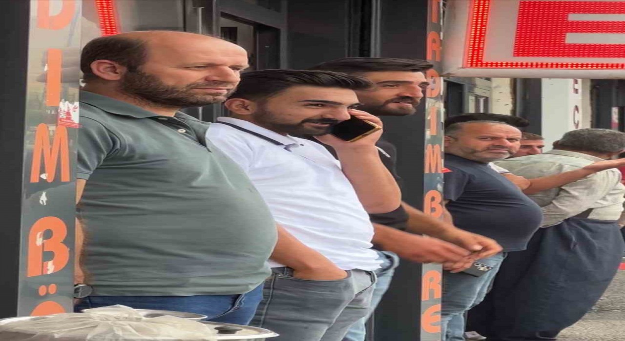 Yüksekovada serinleten yağış
