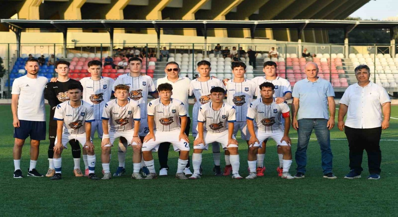 Yunusemrenin U17leri Türkiye Şampiyonası 2. Kademe için Uşakta mücadele edecek